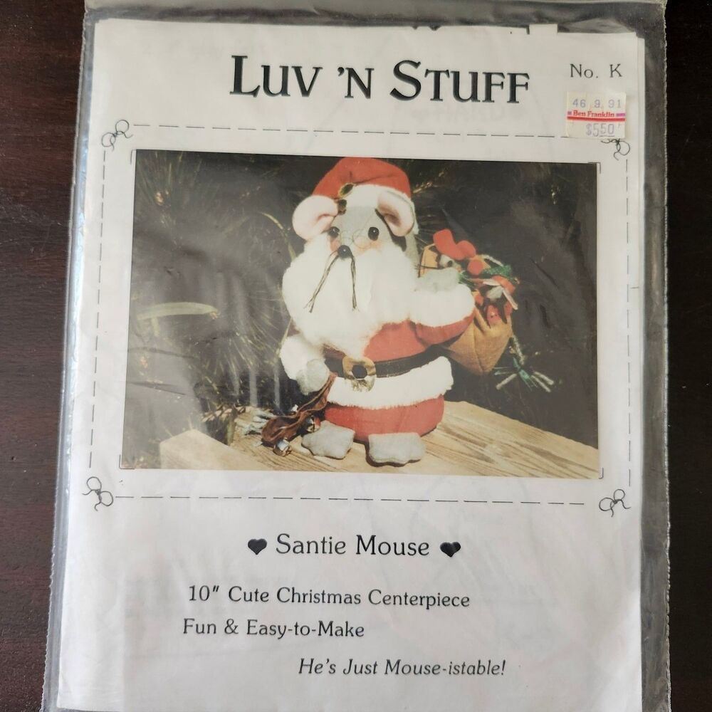 Luv 'N Stuff Santie Mouse Pattern No. K 10" Christmas Centerpiece